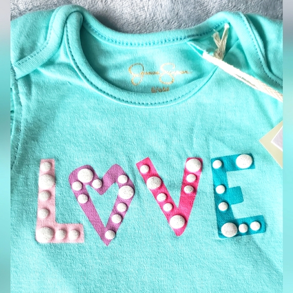 New Jessica Simpson 6-9 month diapershirts - Picture 2 of 4